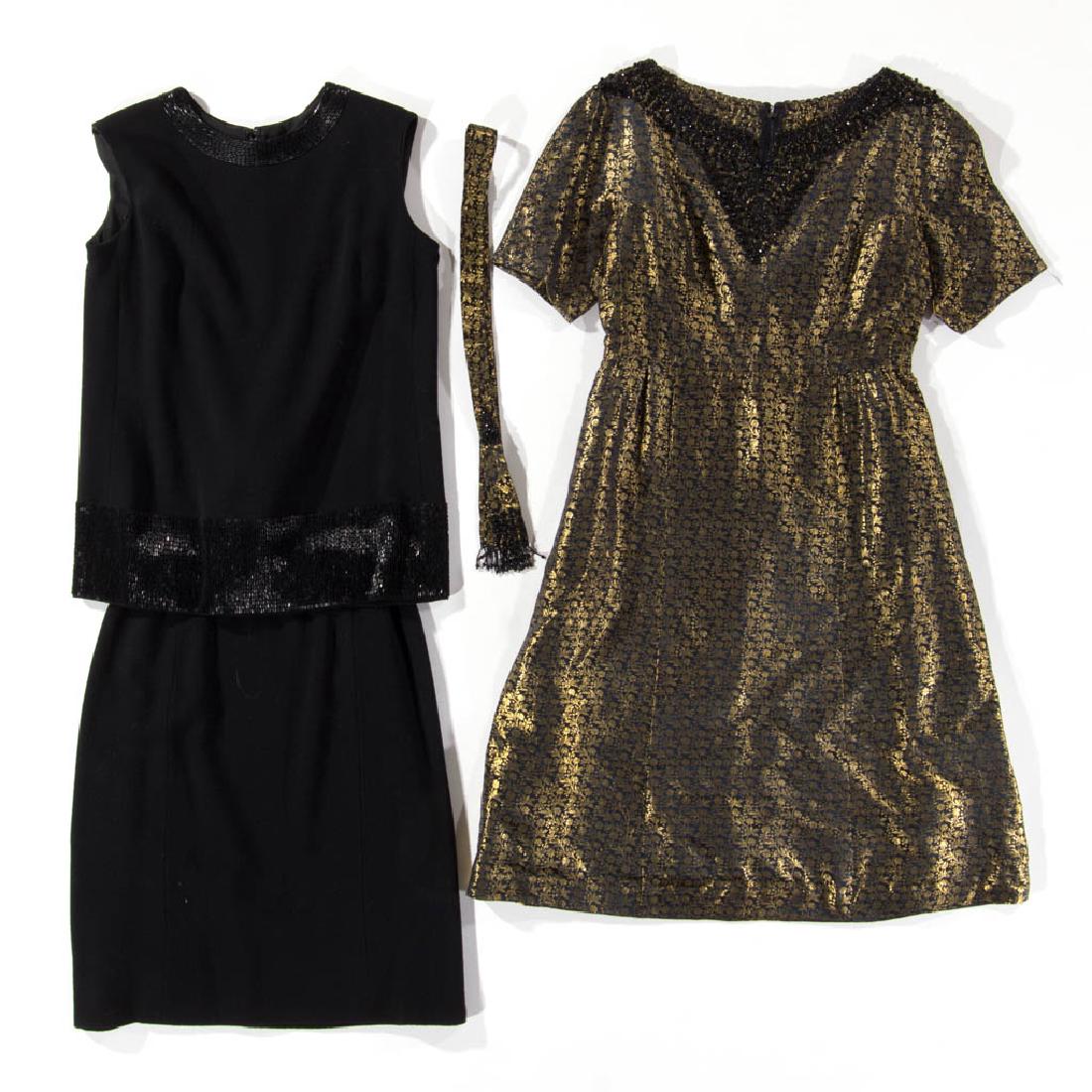 MID-CENTURY MODERN DESIGNER CLOTHING ARTICLES, LOT OF (1 of 9)