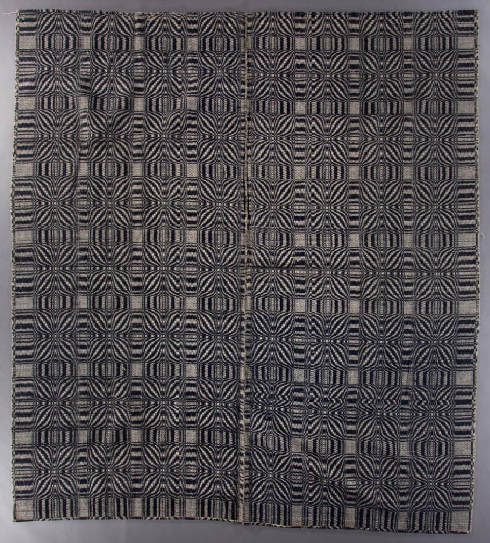 VIRGINIA "DOUBLE BOWKNOT" GEOMETRIC OVERSHOT COVERLET (1 of 2)