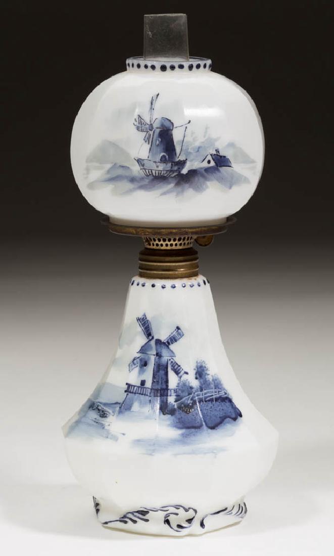 PAIRPOINT PANELLED DELFT-DECORATED MINIATURE LAMP (1 of 1)