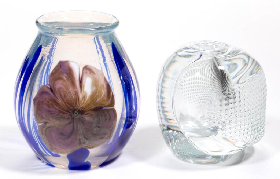 JOSH SIMPSON STUDIO ART GLASS ARTICLES, LOT OF TWO (1 of 3)