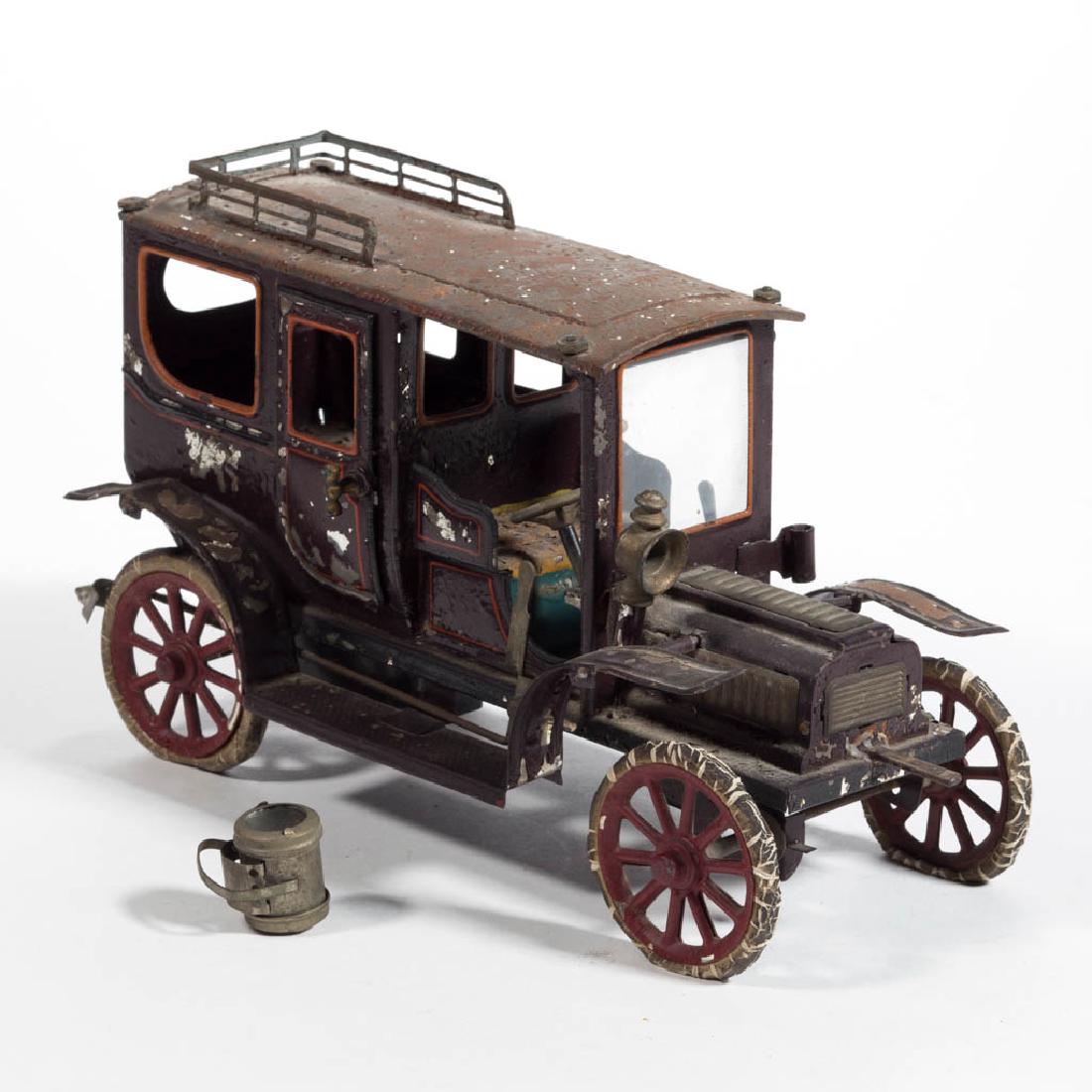 GERMAN CARETTE TIN WIND-UP LIMOUSINE TOY (1 of 3)