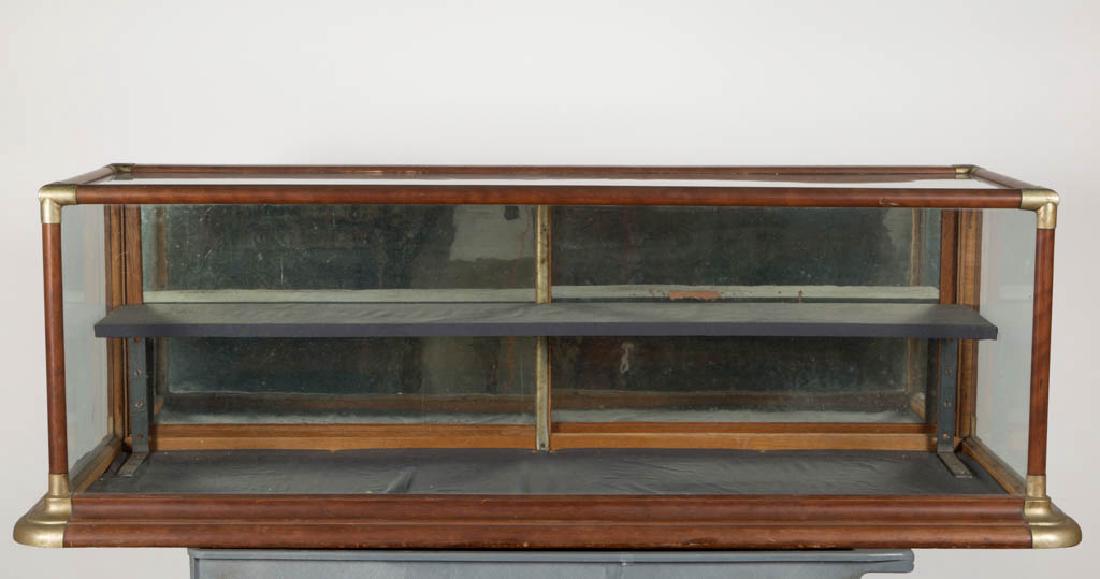 COUNTRY STORE COUNTER-TOP DISPLAY CASE (1 of 2)