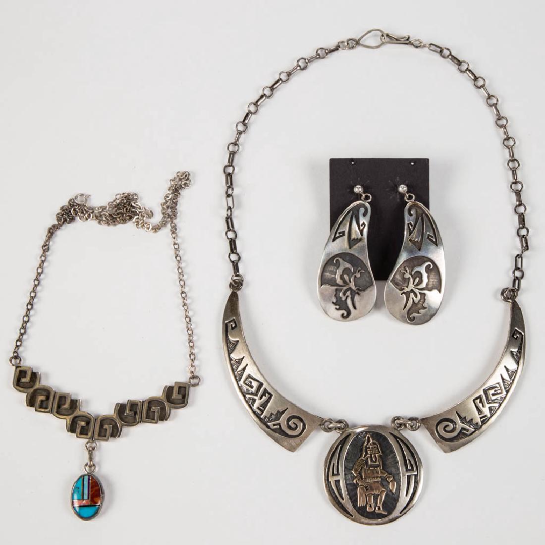 NATIVE AMERICAN / SOUTHWESTERN SILVER JEWELRY ARTICLES, (1 of 3)