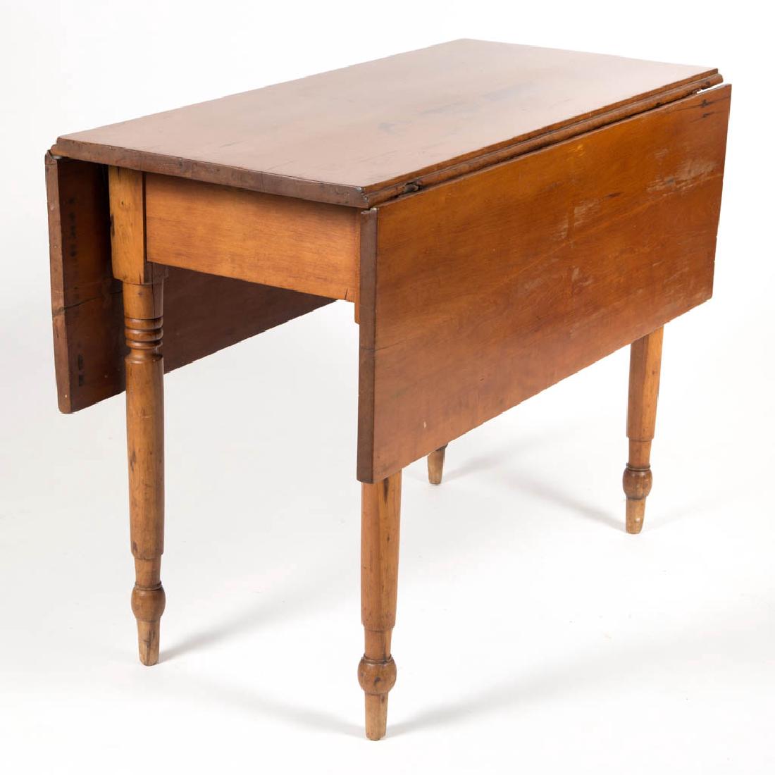 AMERICAN LATE FEDERAL CHERRY BREAKFAST TABLE (1 of 1)