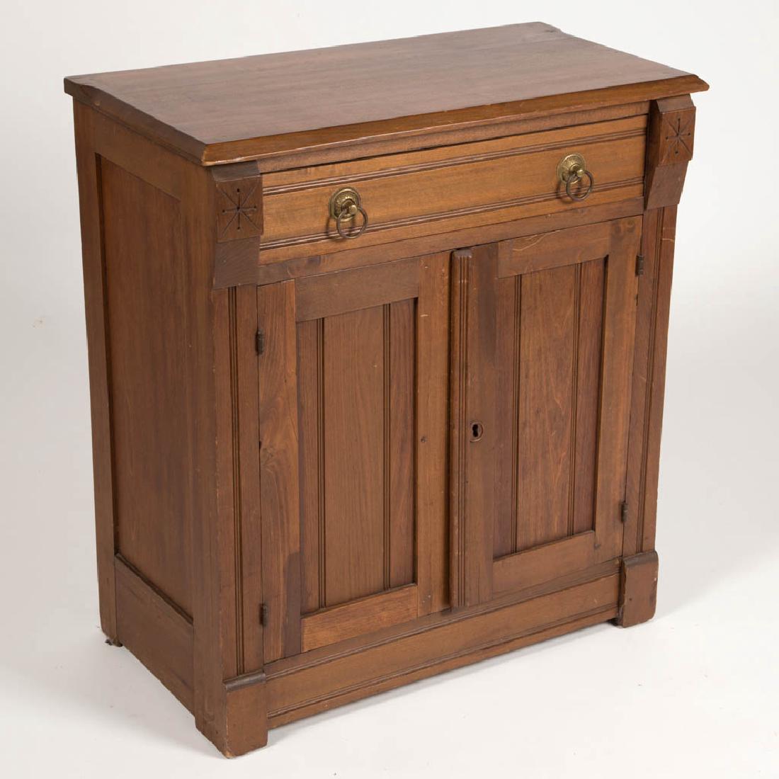 AMERICAN COUNTRY VICTORIAN WASHSTAND (1 of 1)