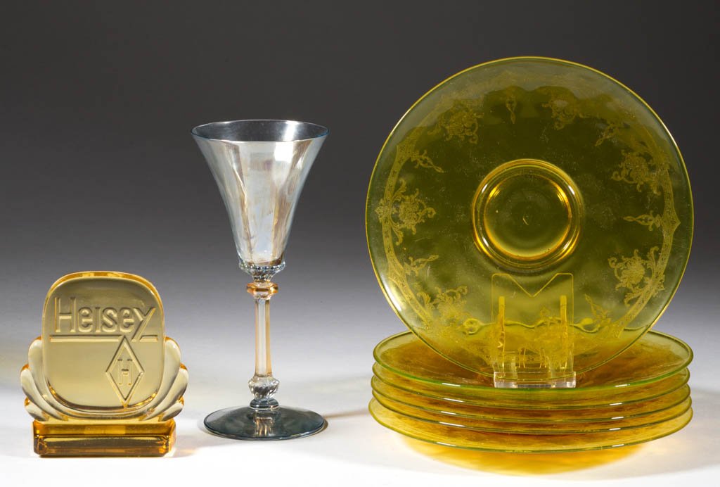 ASSORTED HEISEY TABLE ARTICLES, LOT OF EIGHT (1 of 1)