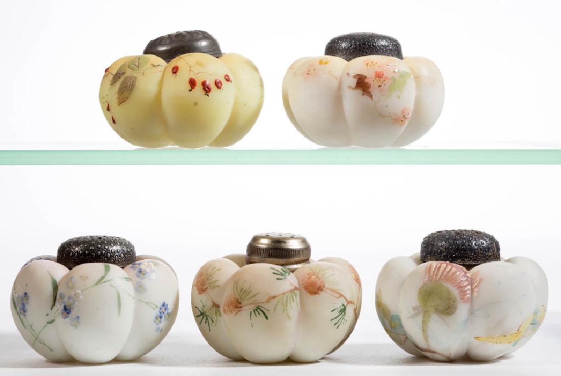 MT. WASHINGTON TOMATO SALT / PEPPER SHAKERS, LOT OF (1 of 1)