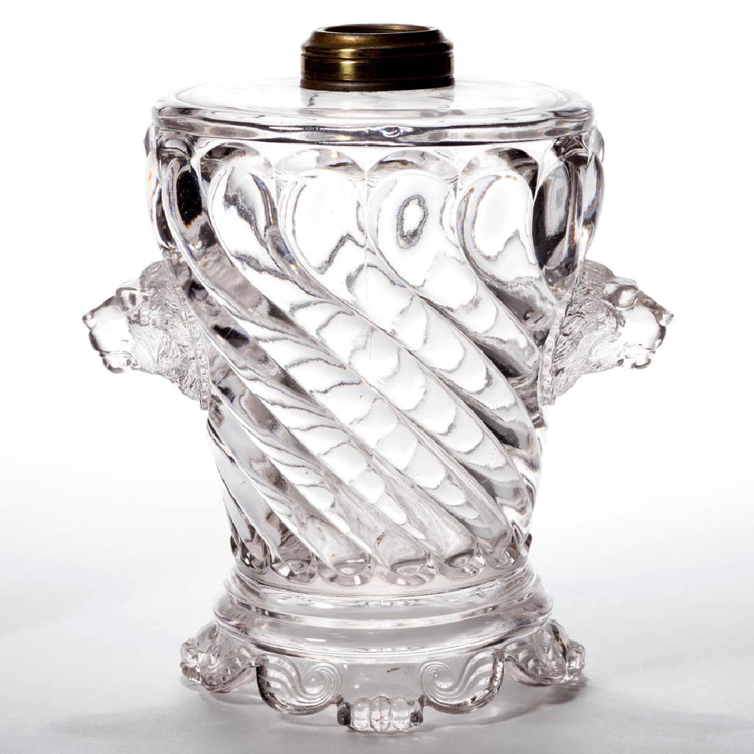 LION KEROSENE LAMP (1 of 1)