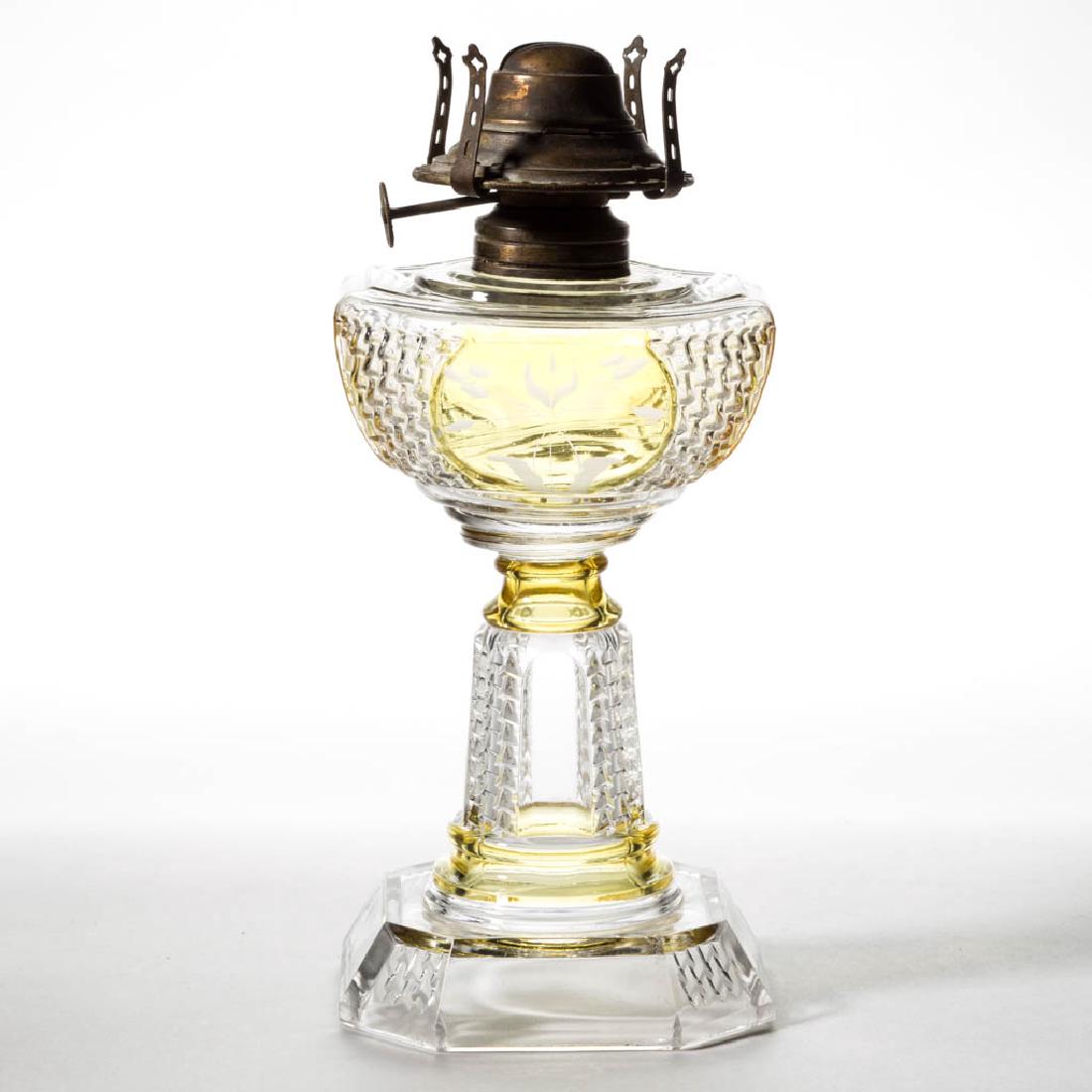 PICKET - AMBER-STAINED KEROSENE STAND LAMP (1 of 1)