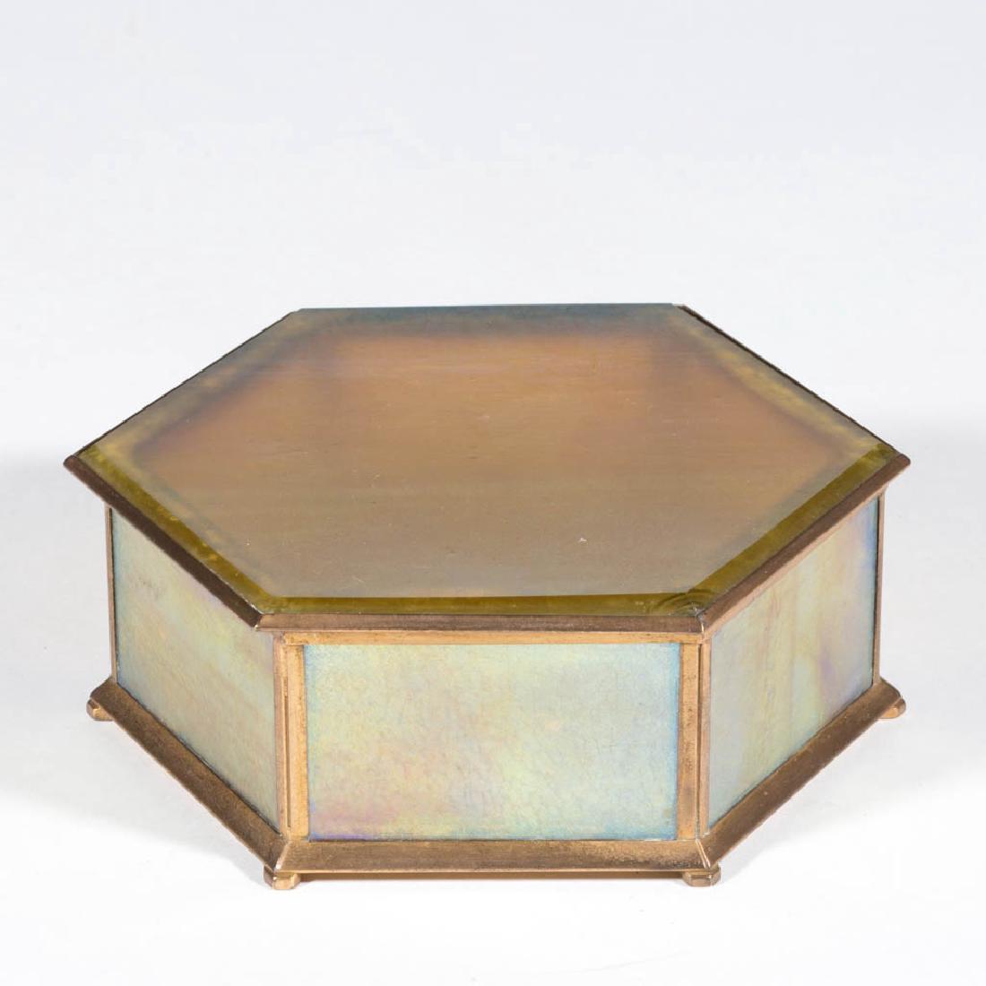 TIFFANY STUDIOS / FURNACES IRIDESCENT GLASS AND BRONZE (1 of 3)