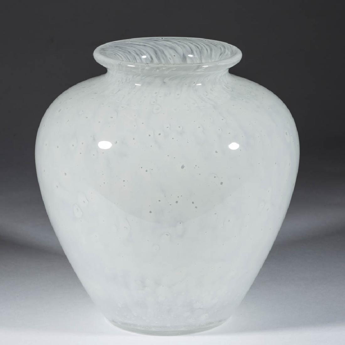 STEUBEN CLUTHRA ART GLASS VASE (1 of 1)