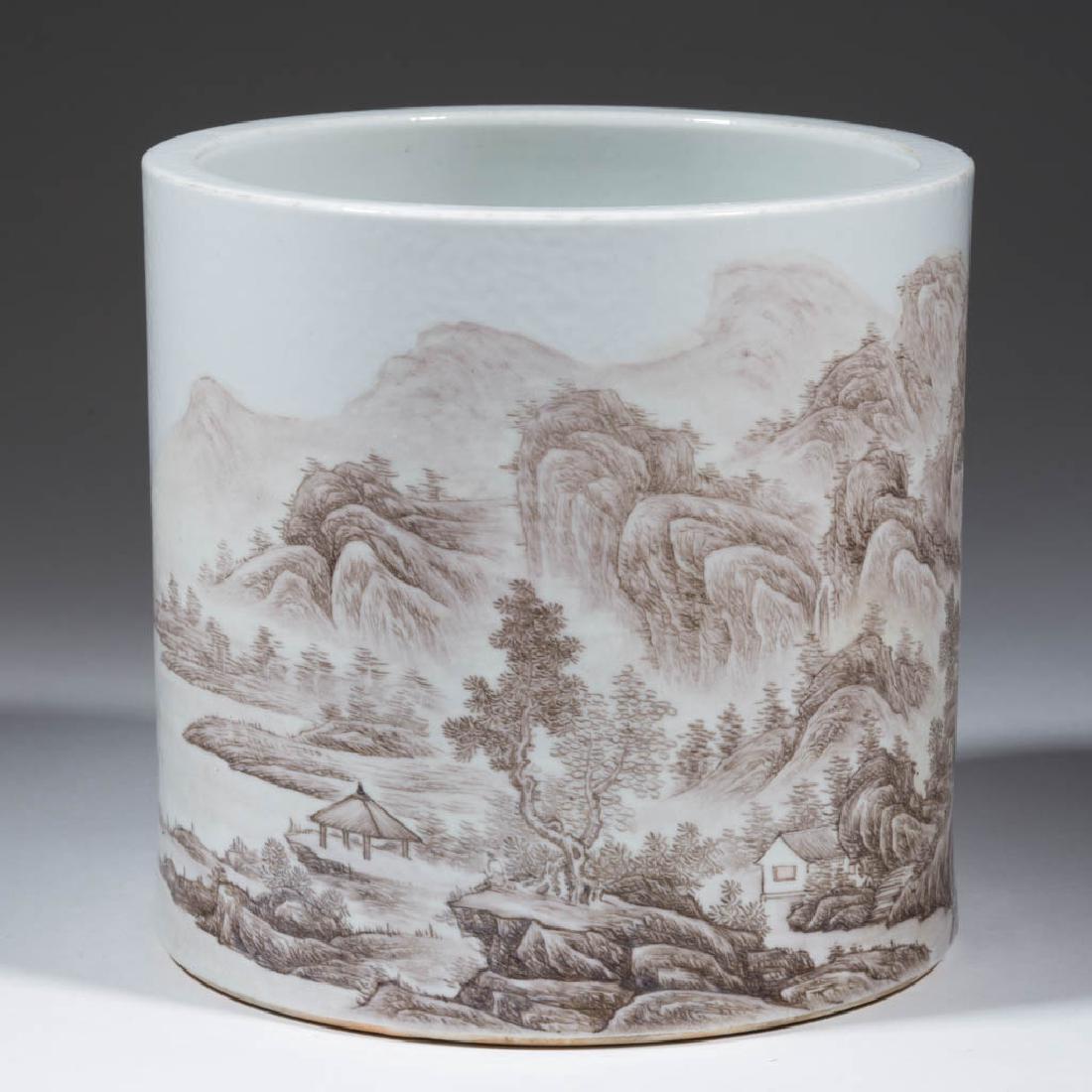 CHINESE EXPORT QIAN JIANG REPUBLICAN PORCELAIN BRUSH (1 of 7)