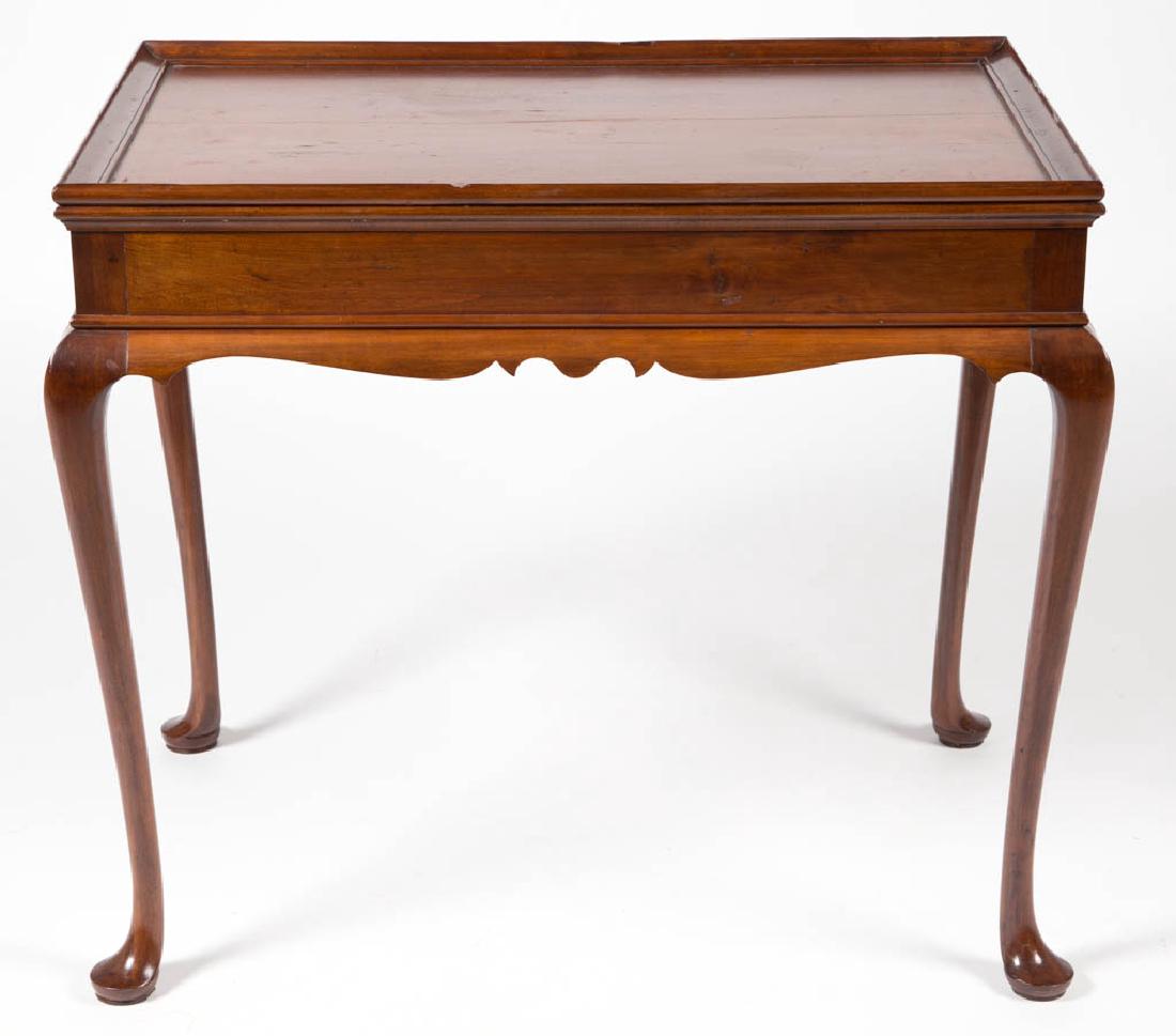 CONNECTICUT-TYPE QUEEN ANNE-STYLE TRAY-TOP TEA TABLE (1 of 3)