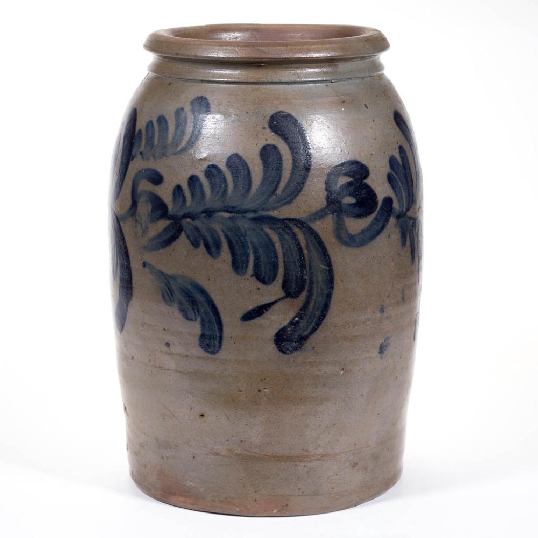 MID-ATLANTIC DECORATED STONEWARE JAR (1 of 3)