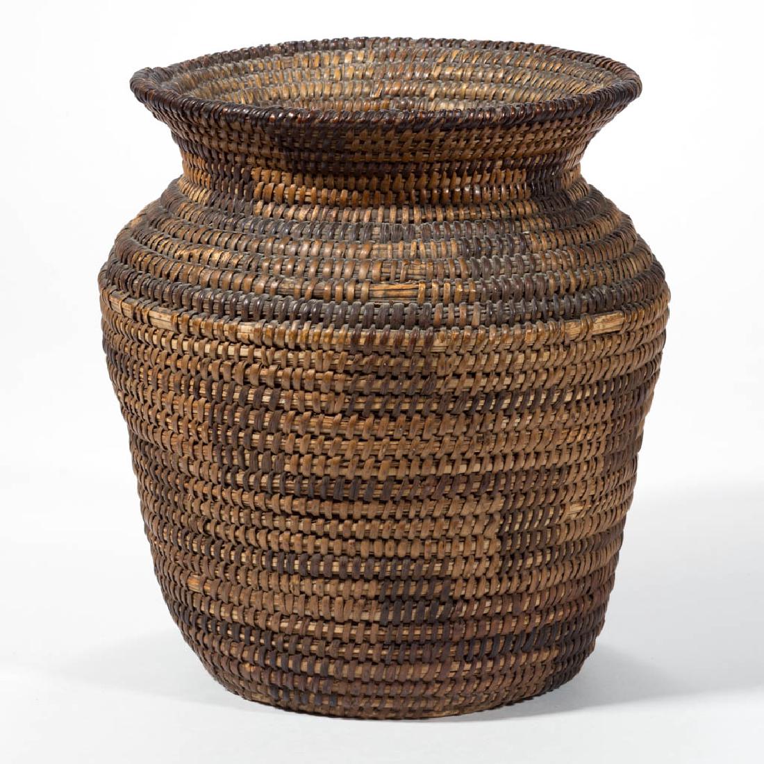NATIVE AMERICAN COILED BASKET (1 of 4)