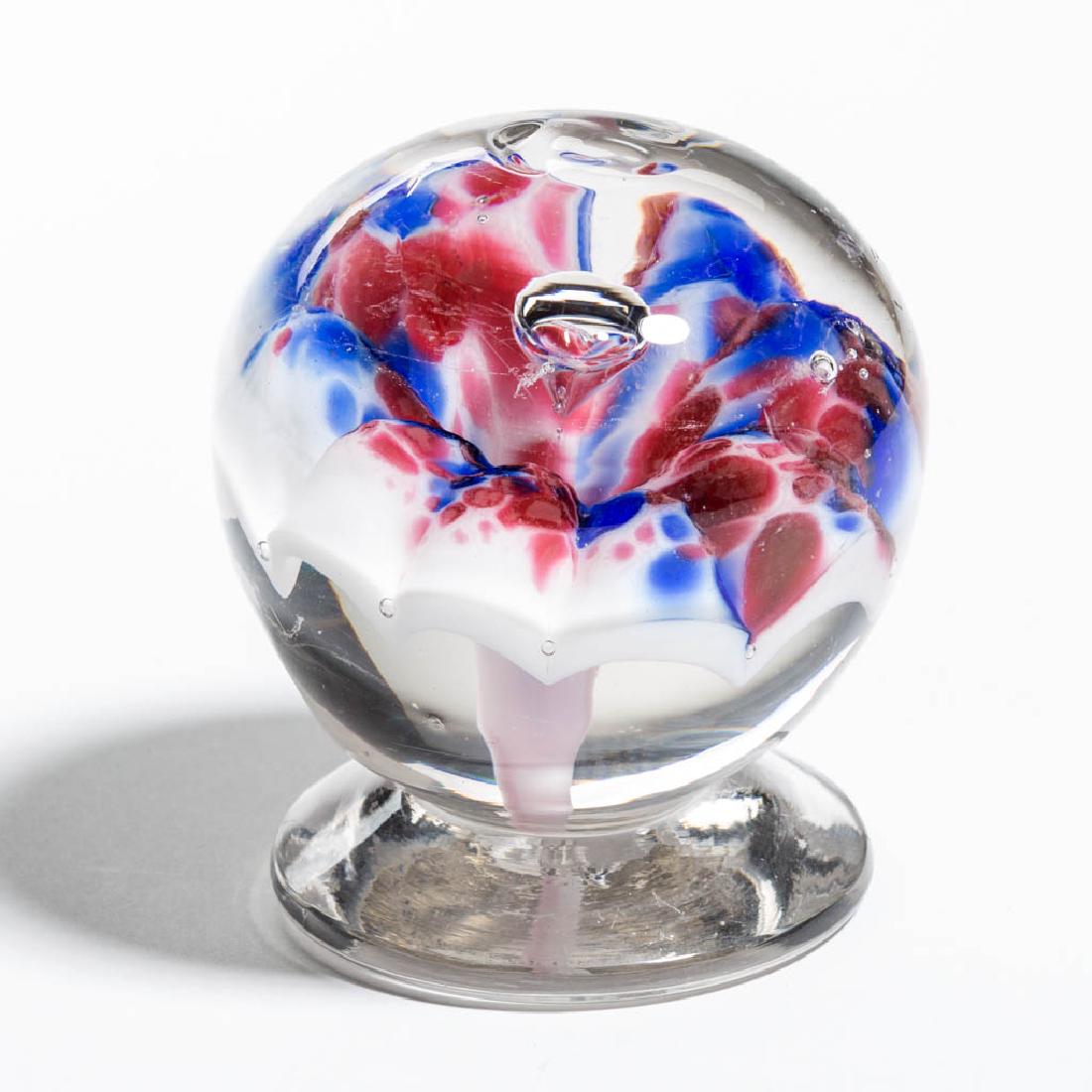 ANTIQUE SOUTH JERSEY MILLVILLE MUSHROOM PAPERWEIGHT (1 of 2)