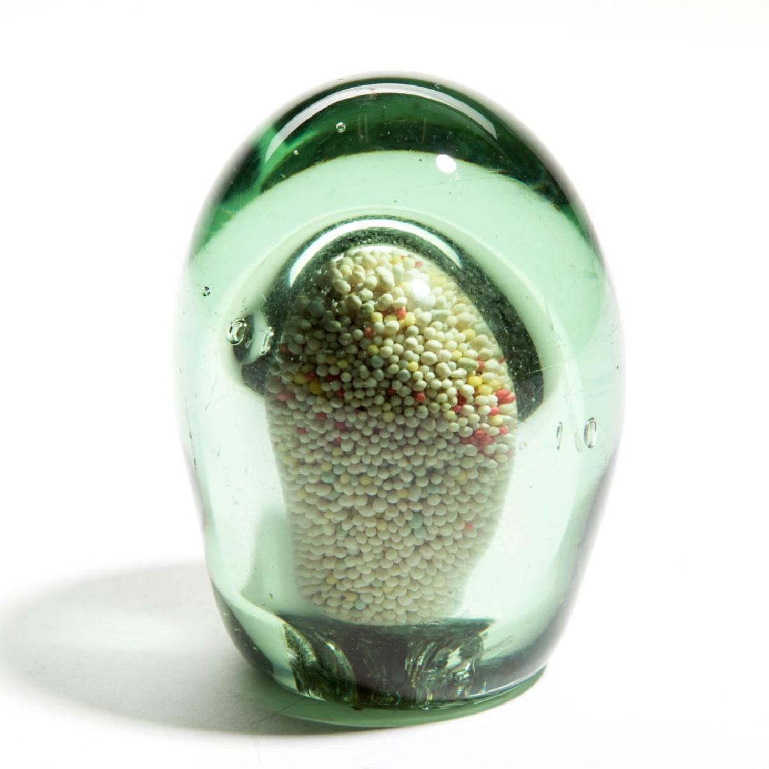 ANTIQUE VICTORIAN DUMP PAPERWEIGHT (1 of 1)