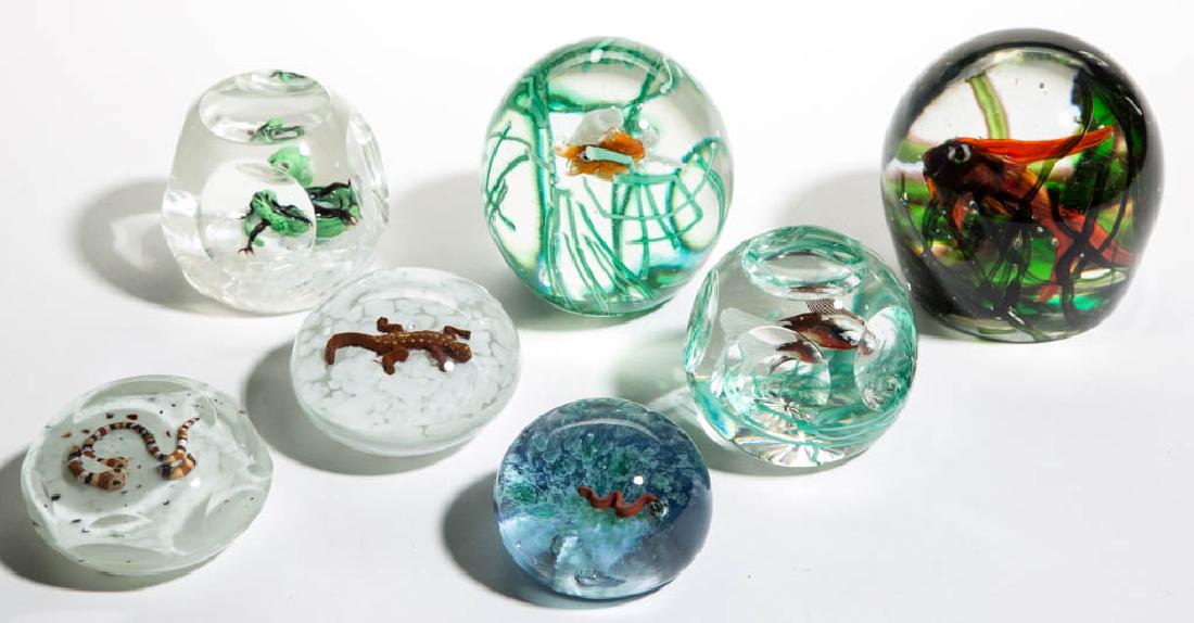 ASSORTED ANIMAL LAMPWORK PAPERWEIGHTS, LOT OF SEVEN (1 of 2)