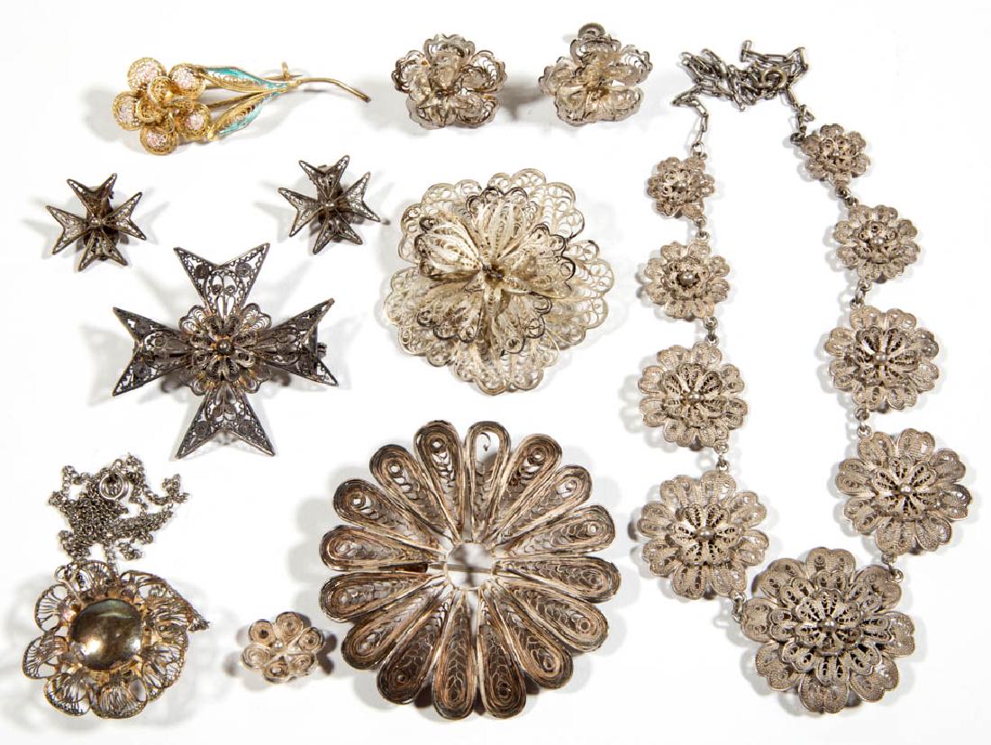 ASSORTED ANTIQUE / VINTAGE COSTUME JEWELRY, LOT OF 11 (1 of 1)