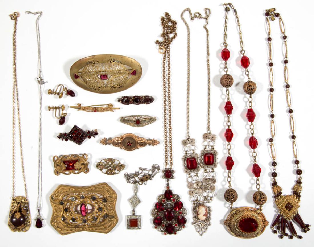 ASSORTED ANTIQUE / VINTAGE COSTUME JEWELRY, LOT OF 18 (1 of 3)