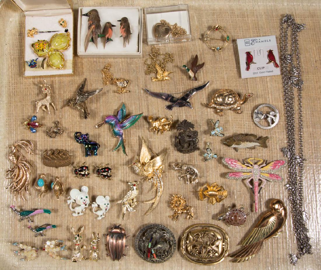 ASSORTED ANTIQUE / VINTAGE COSTUME JEWELRY (1 of 4)