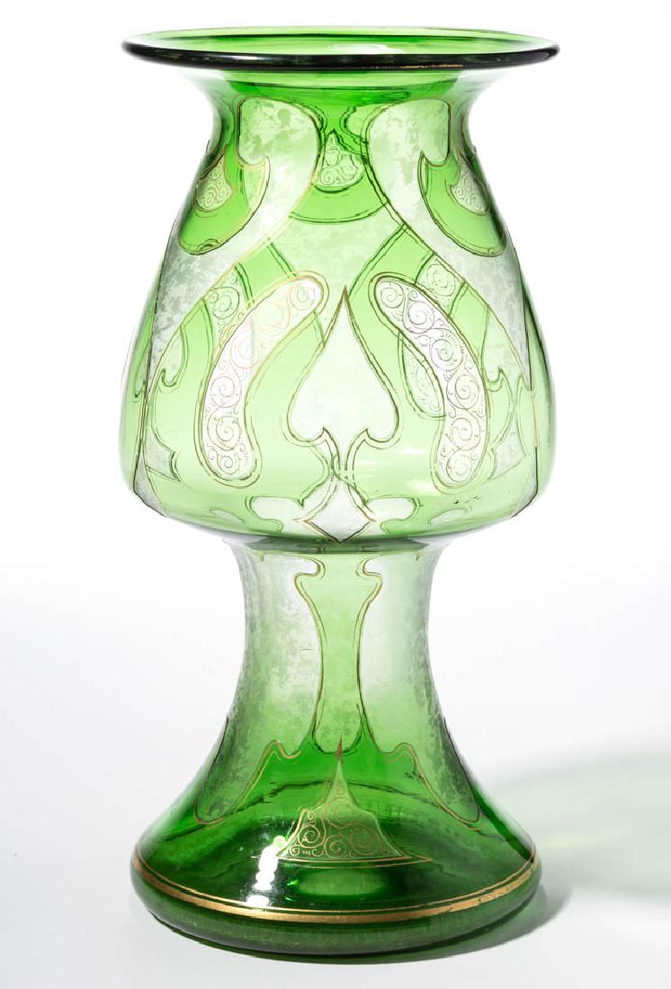 DORFLINGER HONESDALE CAMEO ART GLASS VASE (1 of 3)