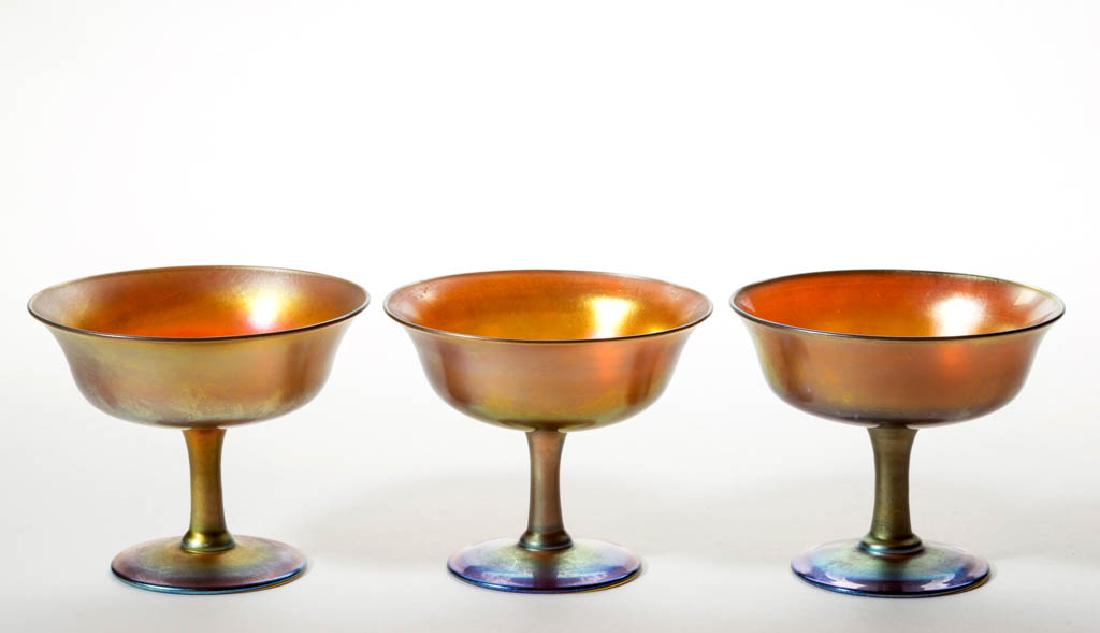 STEUBEN GOLD AURENE ART GLASS SHERBETS, LOT OF THREE (1 of 2)