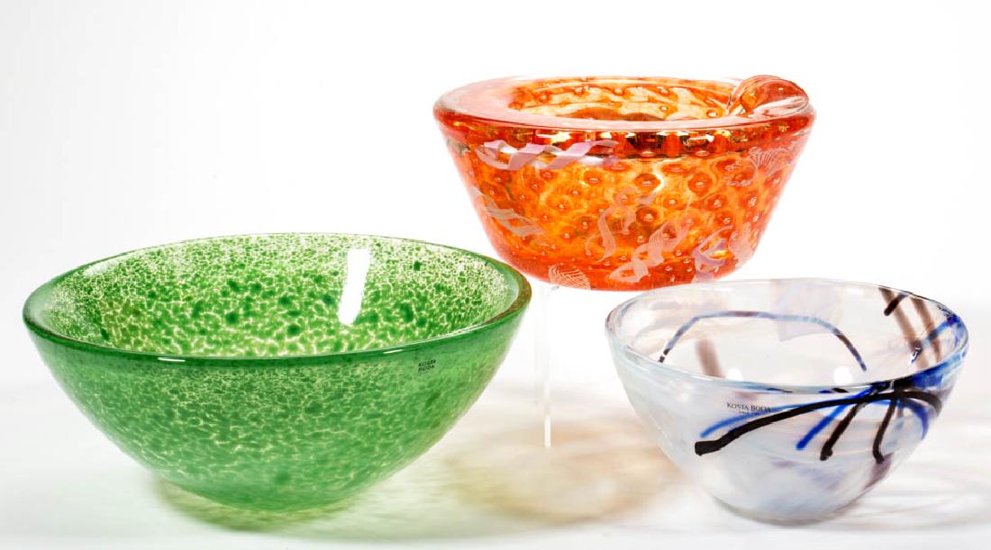 ASSORTED STUDIO ART GLASS BOWLS, LOT OF THREE (1 of 1)