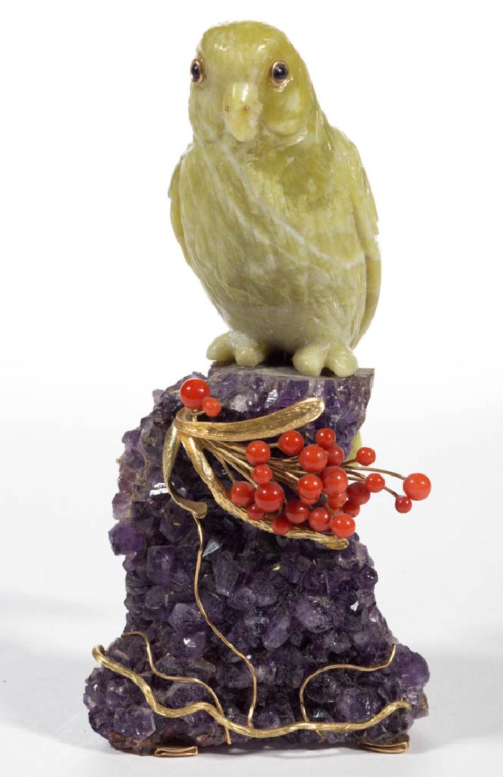 IDAR-OBERSTEIN CARVED GEMSTONE AND GOLD SCULPTURE (1 of 3)