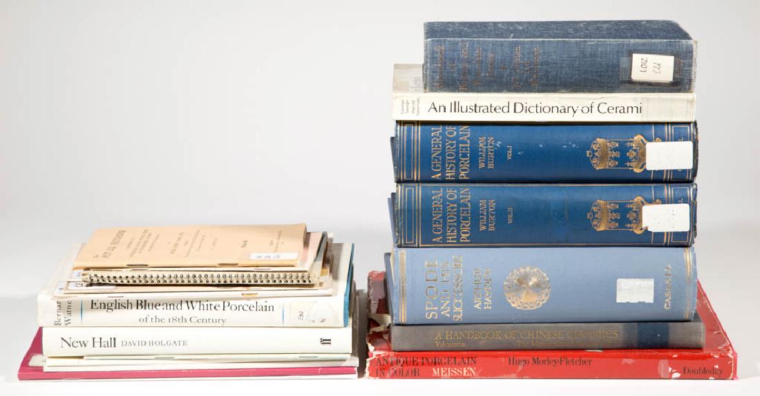 ASSORTED CERAMICS PUBLICATIONS / REFERENCE VOLUMES, LOT (1 of 1)