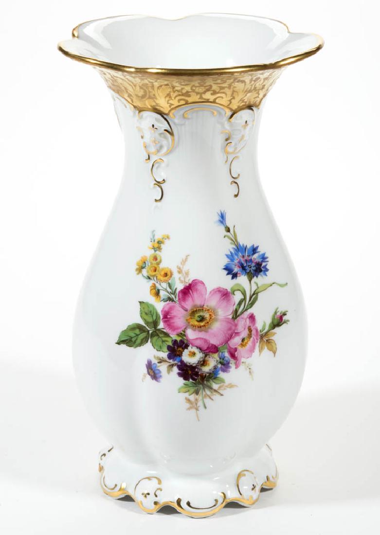 GERMAN ROSENTHAL PORCELAIN LONG-STEM FLOWER VASE (1 of 2)