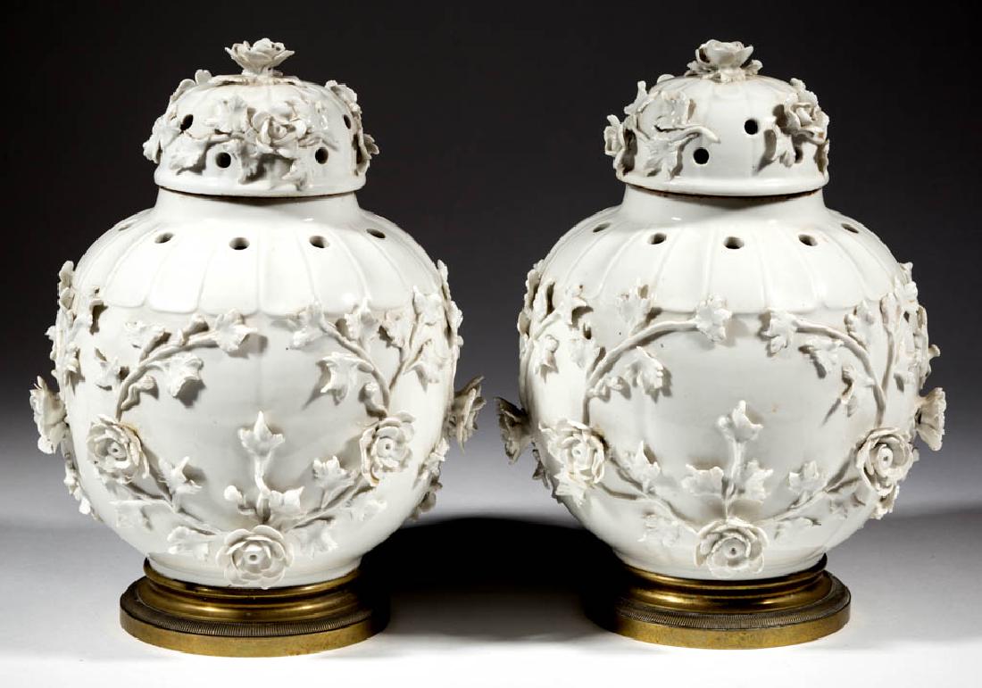 FRENCH SAINT CLOUD PORCELAIN PAIR OF POTPOURRI JARS (1 of 4)
