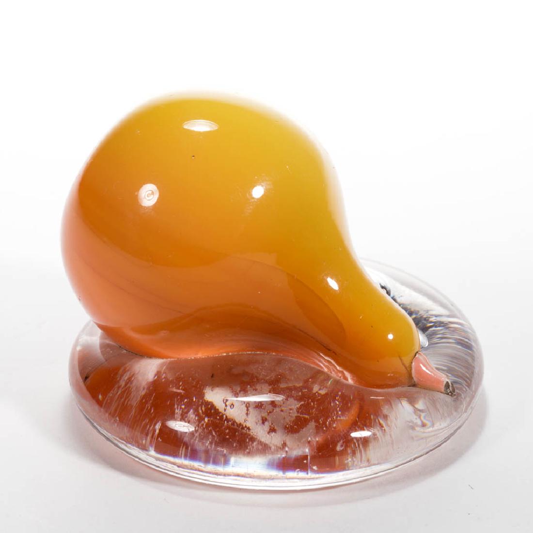 ANTIQUE NEW ENGLAND GLASS CO. PEAR-FORM PAPERWEIGHT (1 of 2)