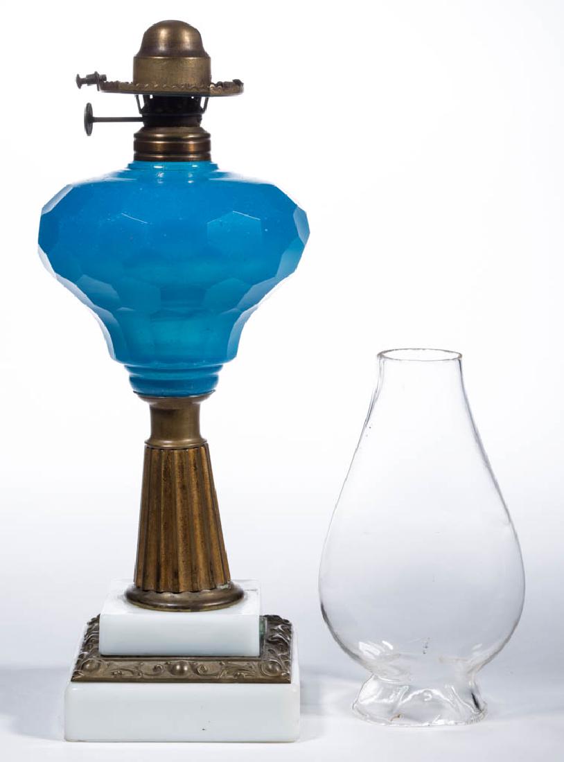 CUT KEROSENE STAND LAMP