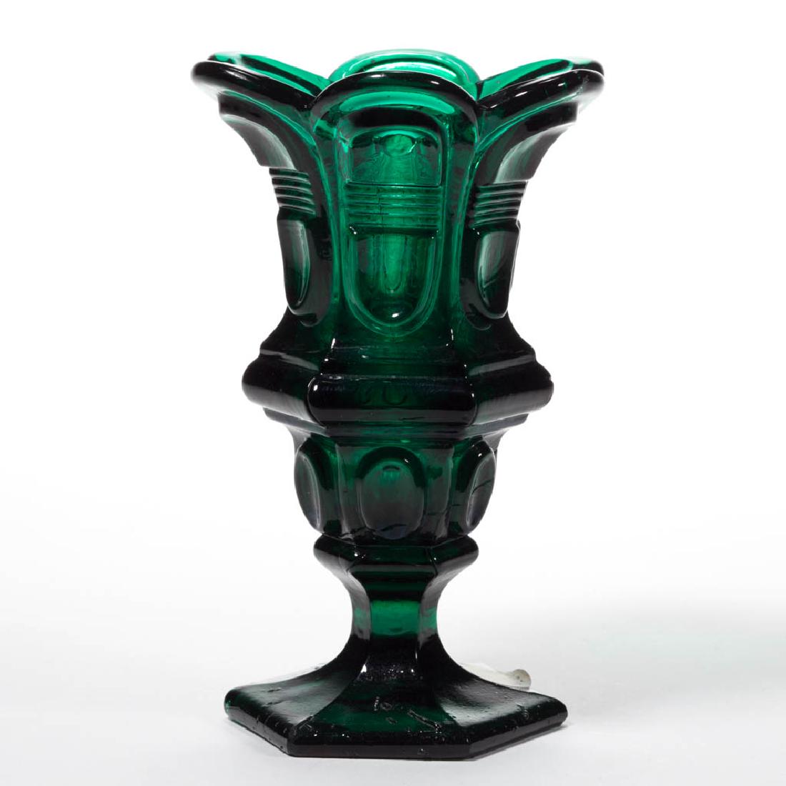 PRESSED ELONGATED LOOP WITH BISECTING LINES / BARRED (1 of 1)