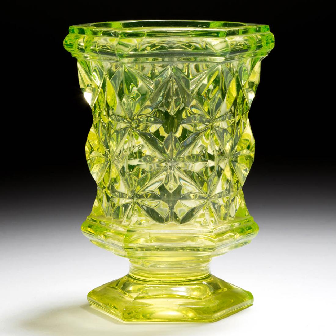 SANDWICH STAR / QUARTER DIAMOND (OMN) SPOON / SPILL (1 of 1)