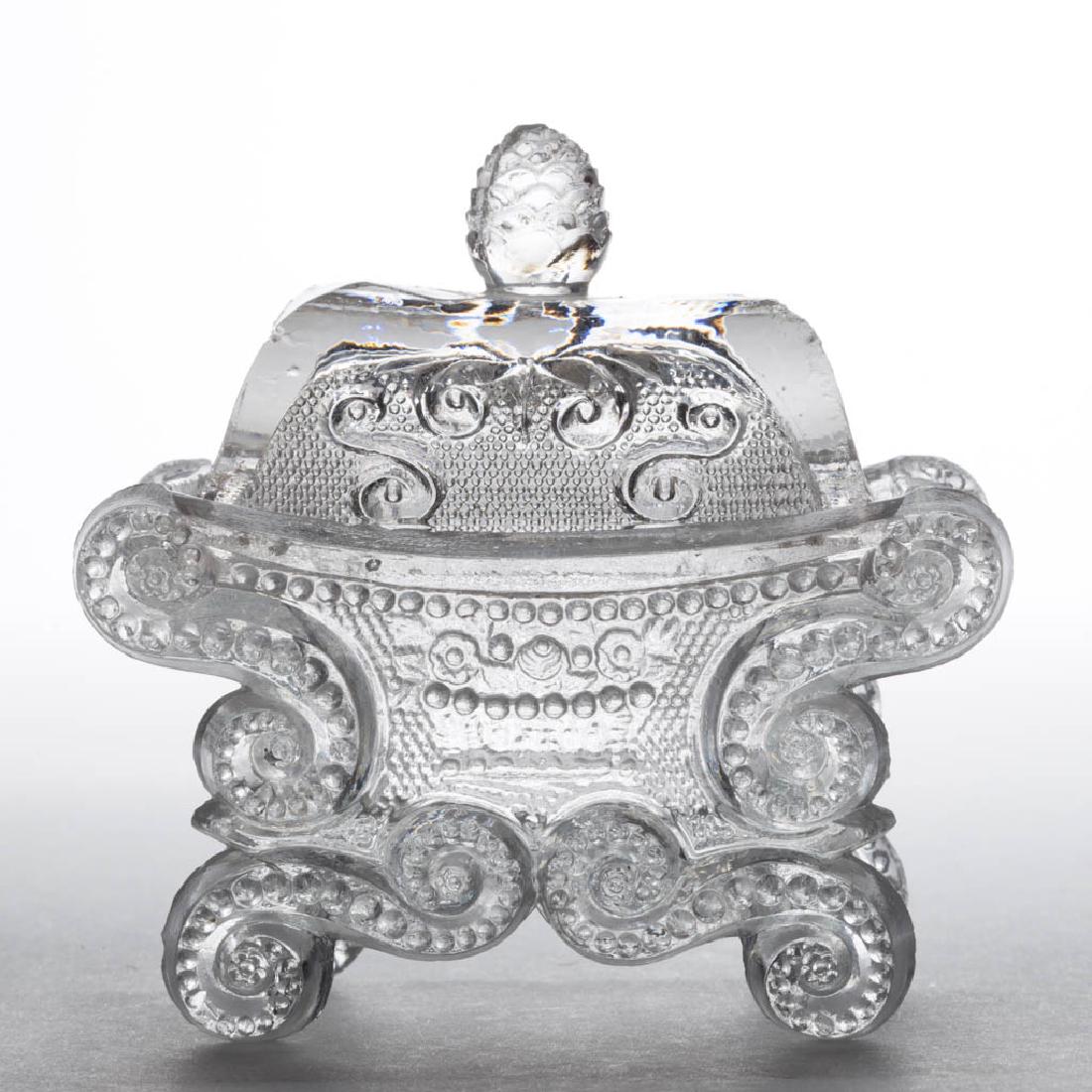 CD-2A COVERED BEADED SCROLL AND BASKET OF FLOWERS (1 of 1)