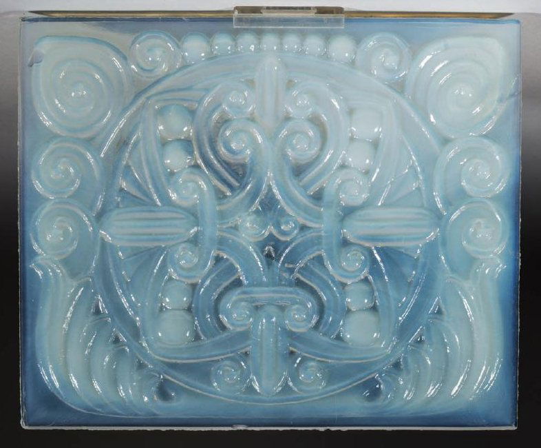 UNRECORDED EARLY PRESSED GLASS WINDOW PANE