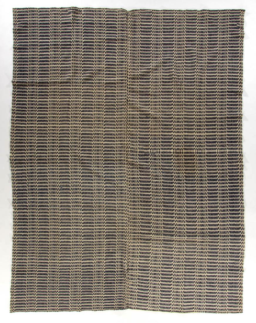 SHENANDOAH VALLEY OF VIRGINIA OVERSHOT COVERLET (1 of 3)