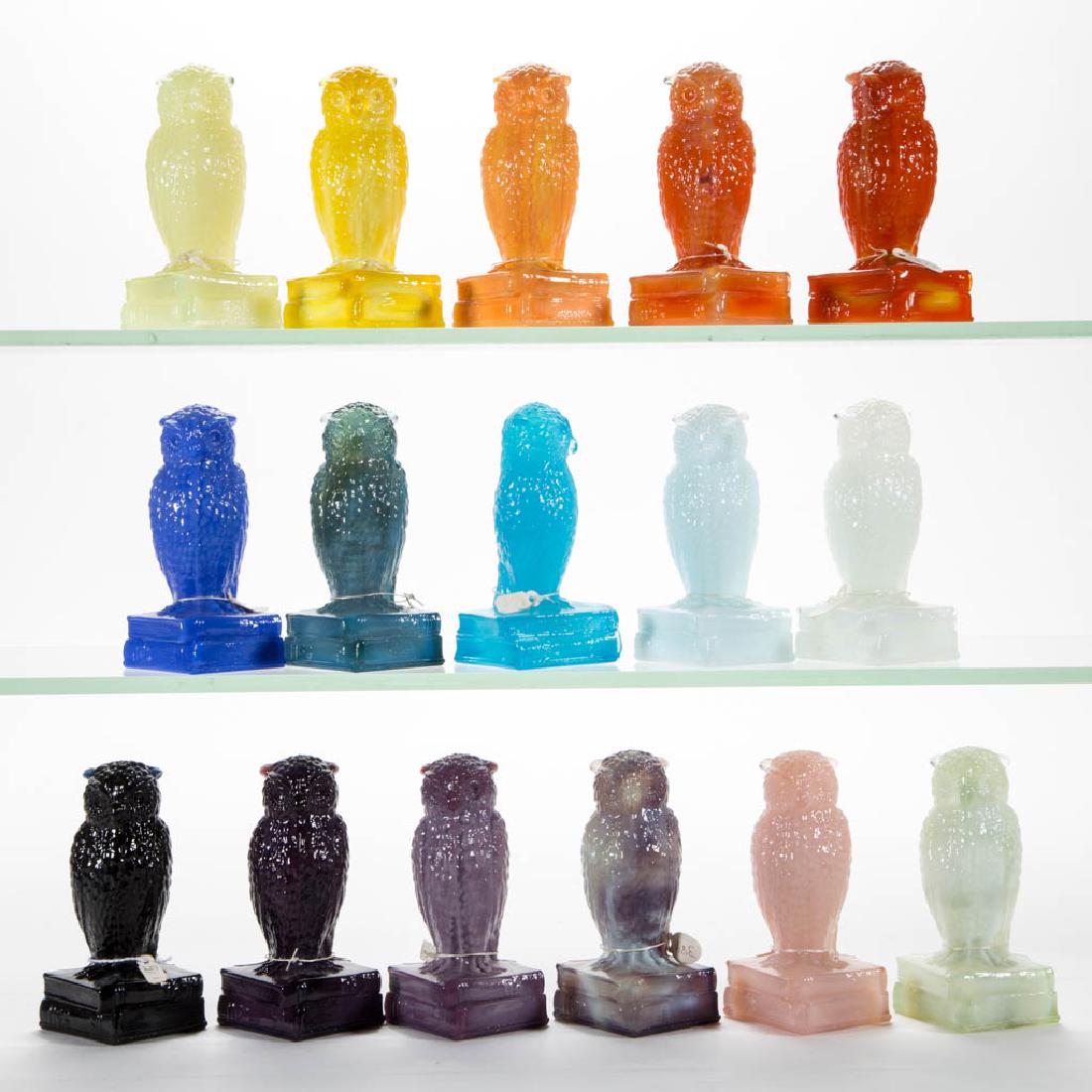 DEGENHART GLASS OWL FIGURES, LOT OF 16: DEGENHART GLASS OWL FIGURES, LOT OF 16, including a Tomato, a Buttercup, a Peach Blo, a Milk Blue, a Snow White, and a Lemon Chiffon (reacts under black light). Each with Degenhart "D" mark. Crystal A