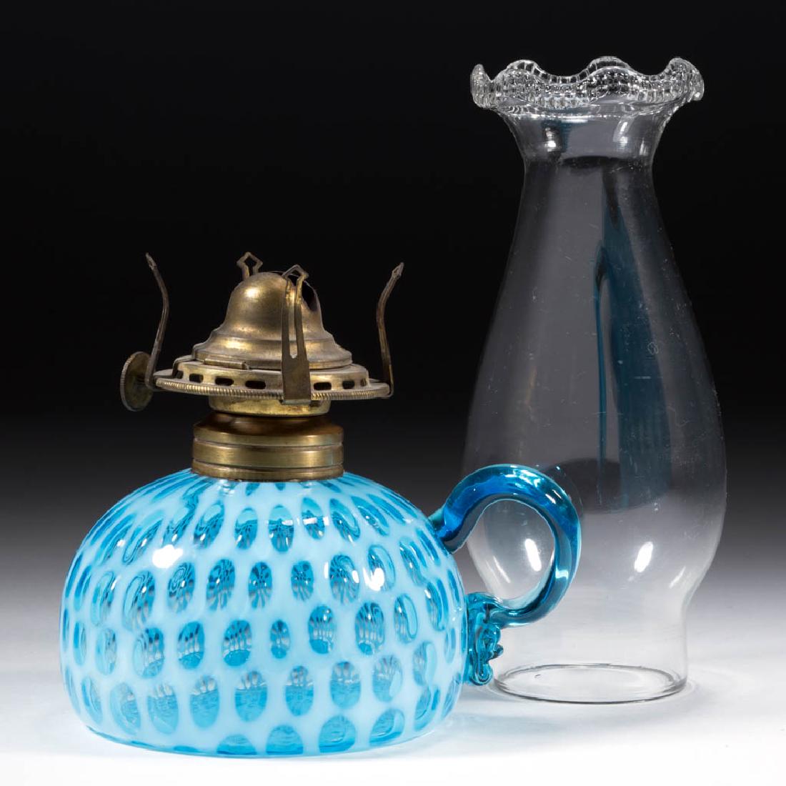 HOBBS NO. 326 WINDOWS / COIN DOT KEROSENE FINGER LAMP (1 of 1)