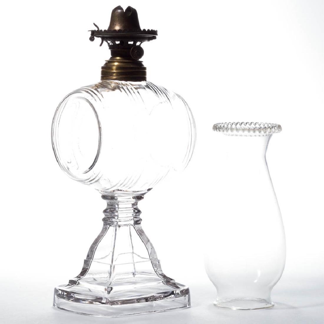 CENTRAL NO. 725 / BARREL / KEG KEROSENE STAND LAMP (1 of 1)