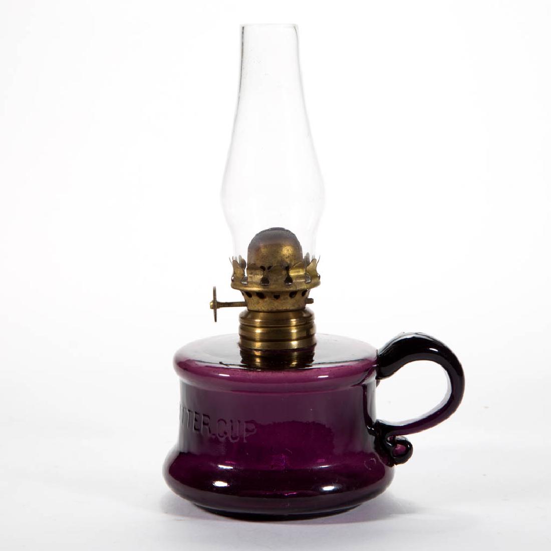 LITTLE BUTTERCUP MINIATURE FINGER LAMP (1 of 1)