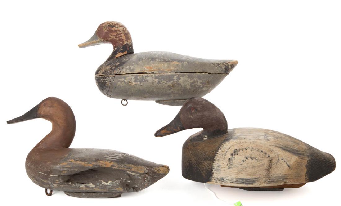 FOLK ART CARVED AND PAINTED DUCK DECOYS, LOT OF THREE (1 of 4)