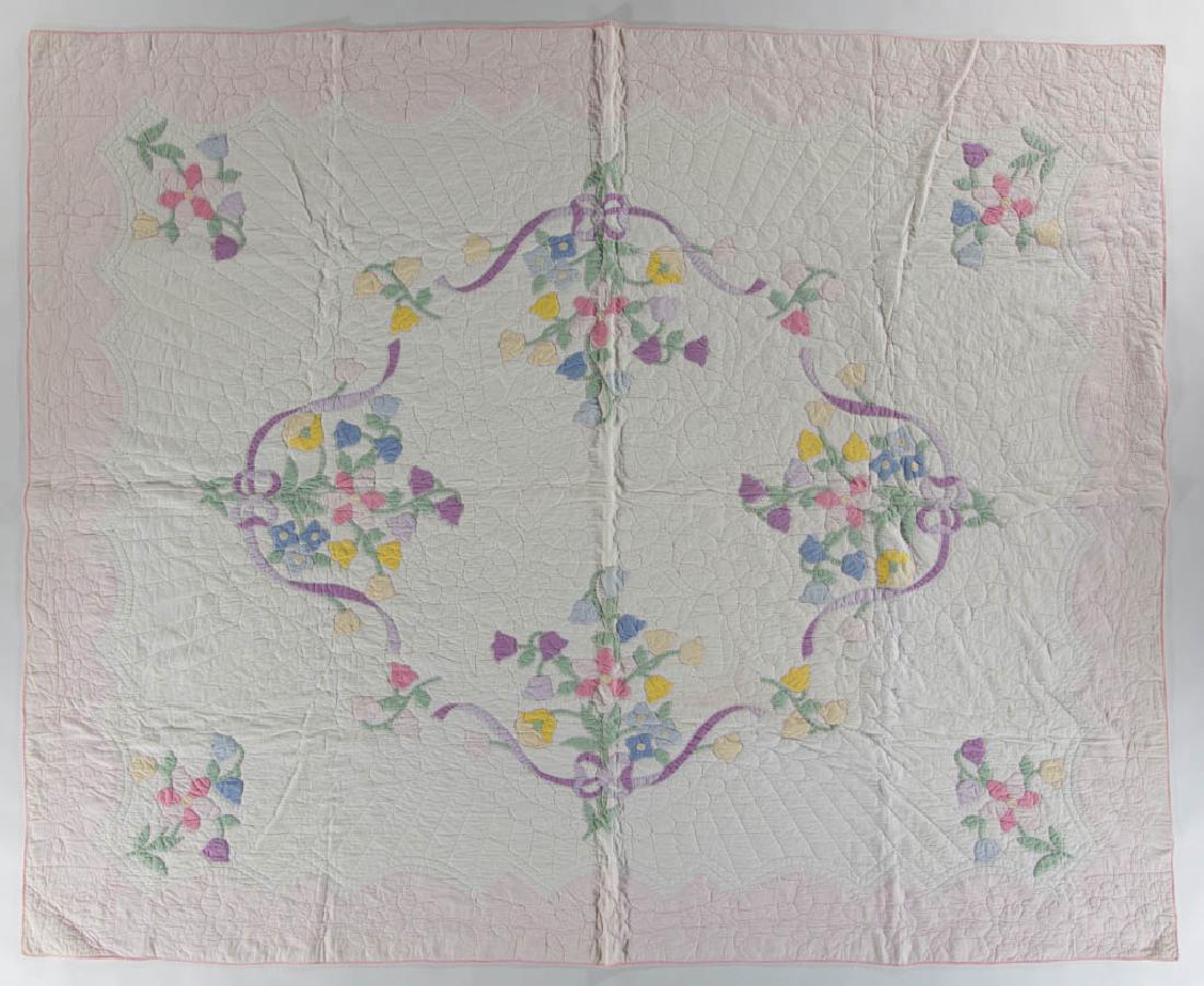VIRGINIA FLORAL APPLIQUE KIT QUILT (1 of 4)
