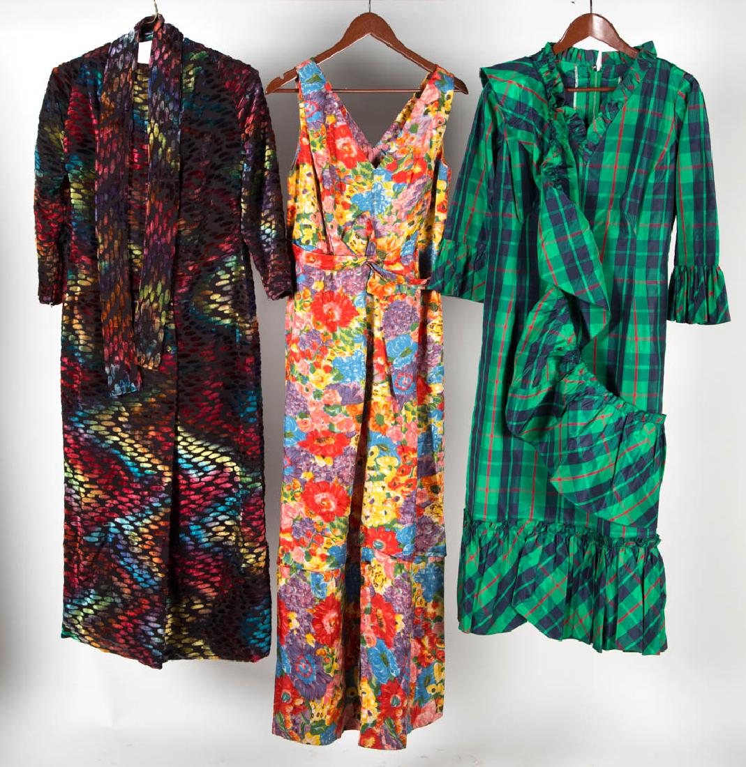 ASSORTED MODERN EVENING GOWNS / DRESSES, LOT OF FIVE (1 of 2)