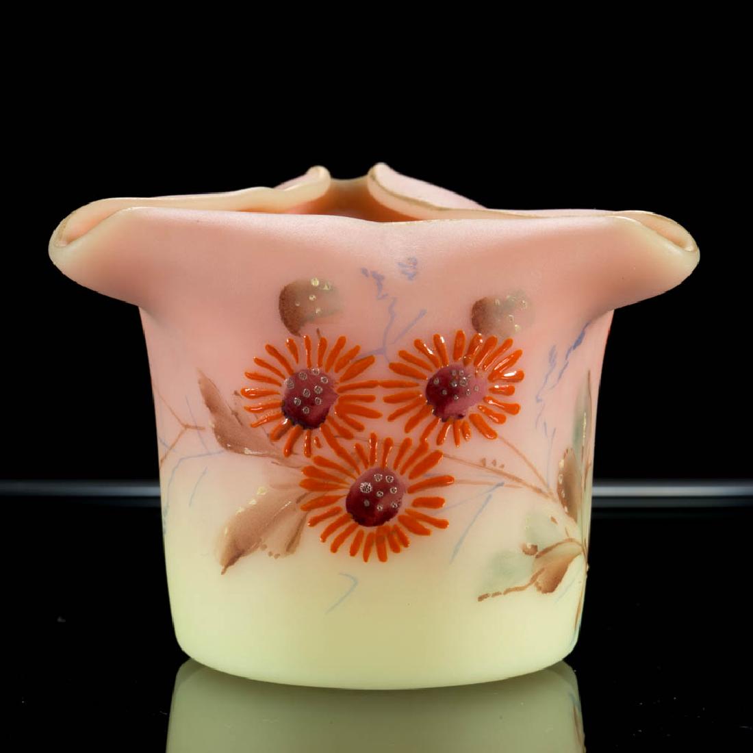 MT. WASHINGTON DECORATED BURMESE TOOTHPICK HOLDER (1 of 1)