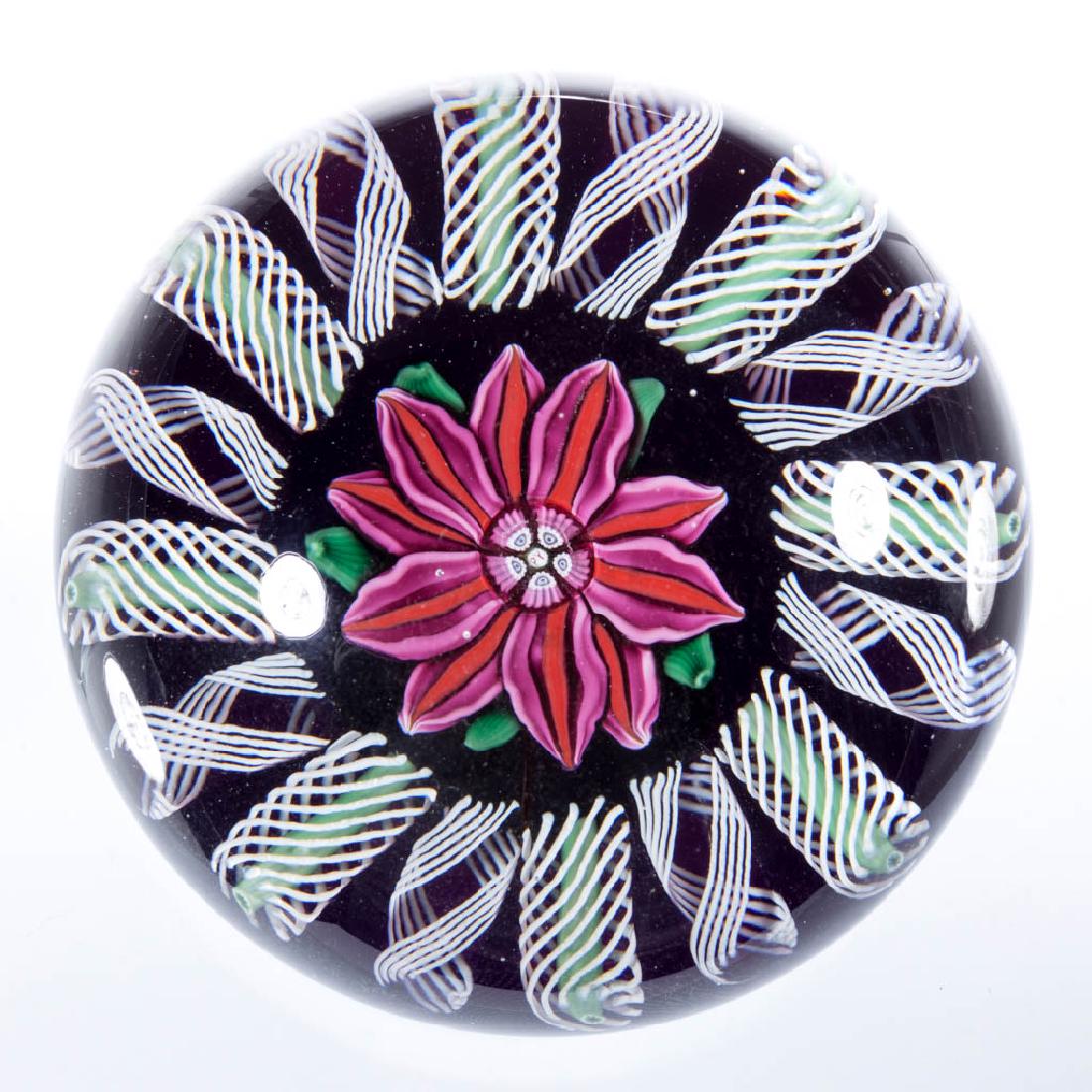 PAUL YSART STUDIO ART GLASS LAMPWORK PAPERWEIGHT (1 of 2)