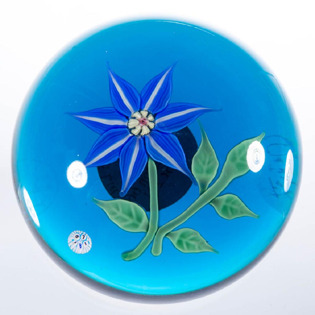 CONTEMPOARY BACCARAT POINSETTIA LAMPWORK PAPERWEIGHT (1 of 2)