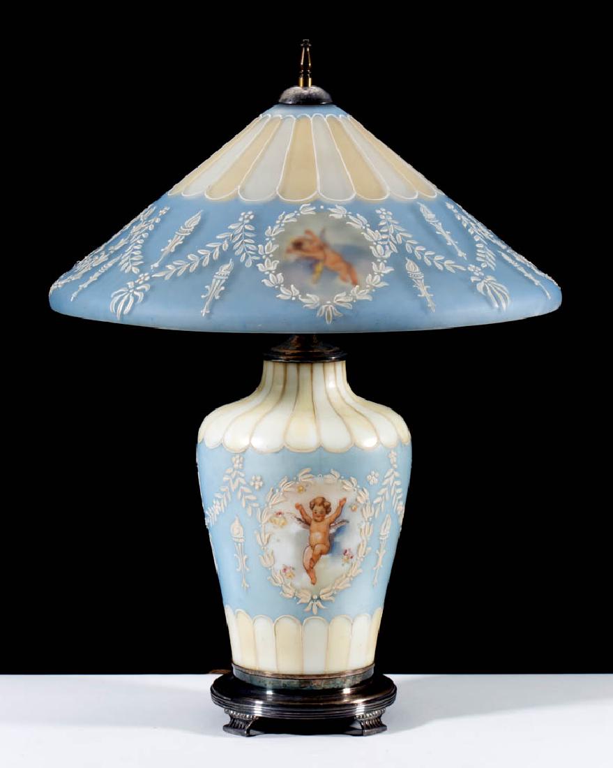 PAIRPOINT REVERSE-PAINTED CHERUBS TABLE LAMP (1 of 3)